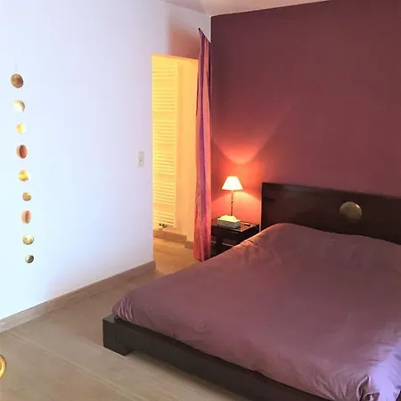 Апартаменты Les Hirondelles, Evrehailles